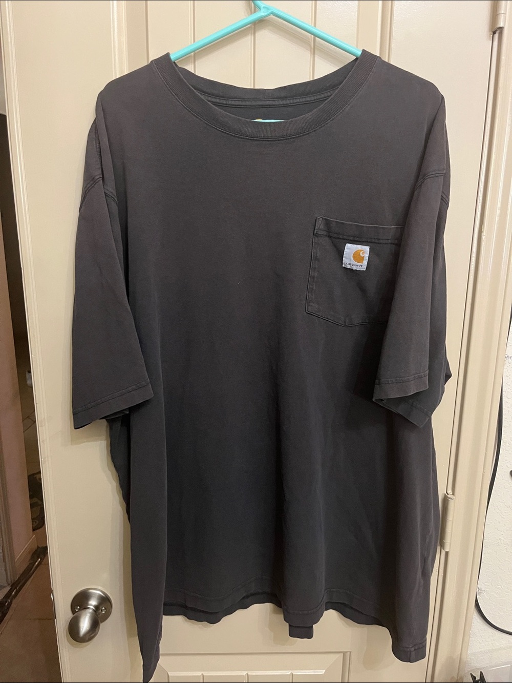 Carhartt Men’s Short-Sleeve Pocket Tee — Charcoal